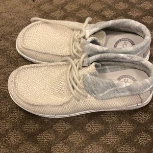 Hey Dudes ankle boots